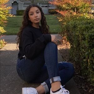 Meet your Posher, Valentina